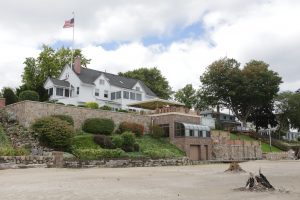 424 Beach Grounds Beach View 2