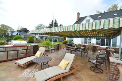 424 Beach Ave Lounge Chairs