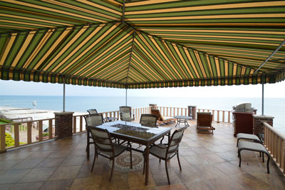 424 Beach Grounds Cover Patio 2