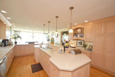 424 Beach Ave Kitchen view 1