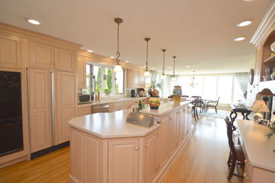 424 Beach Ave gourmet Kitchen View 4