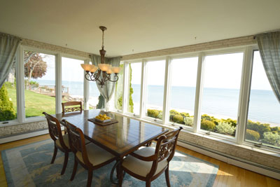 424 Beach Ave Gourmet kitchen water view 